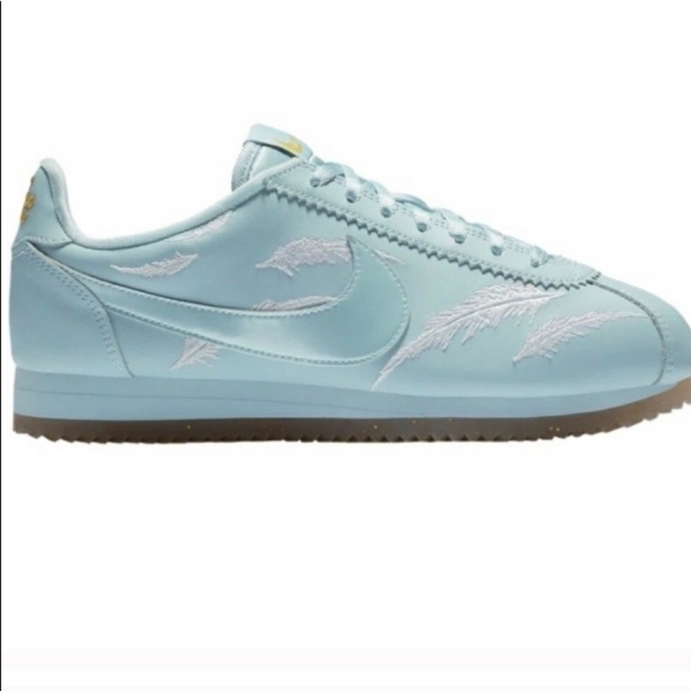 Nike women’s. 7